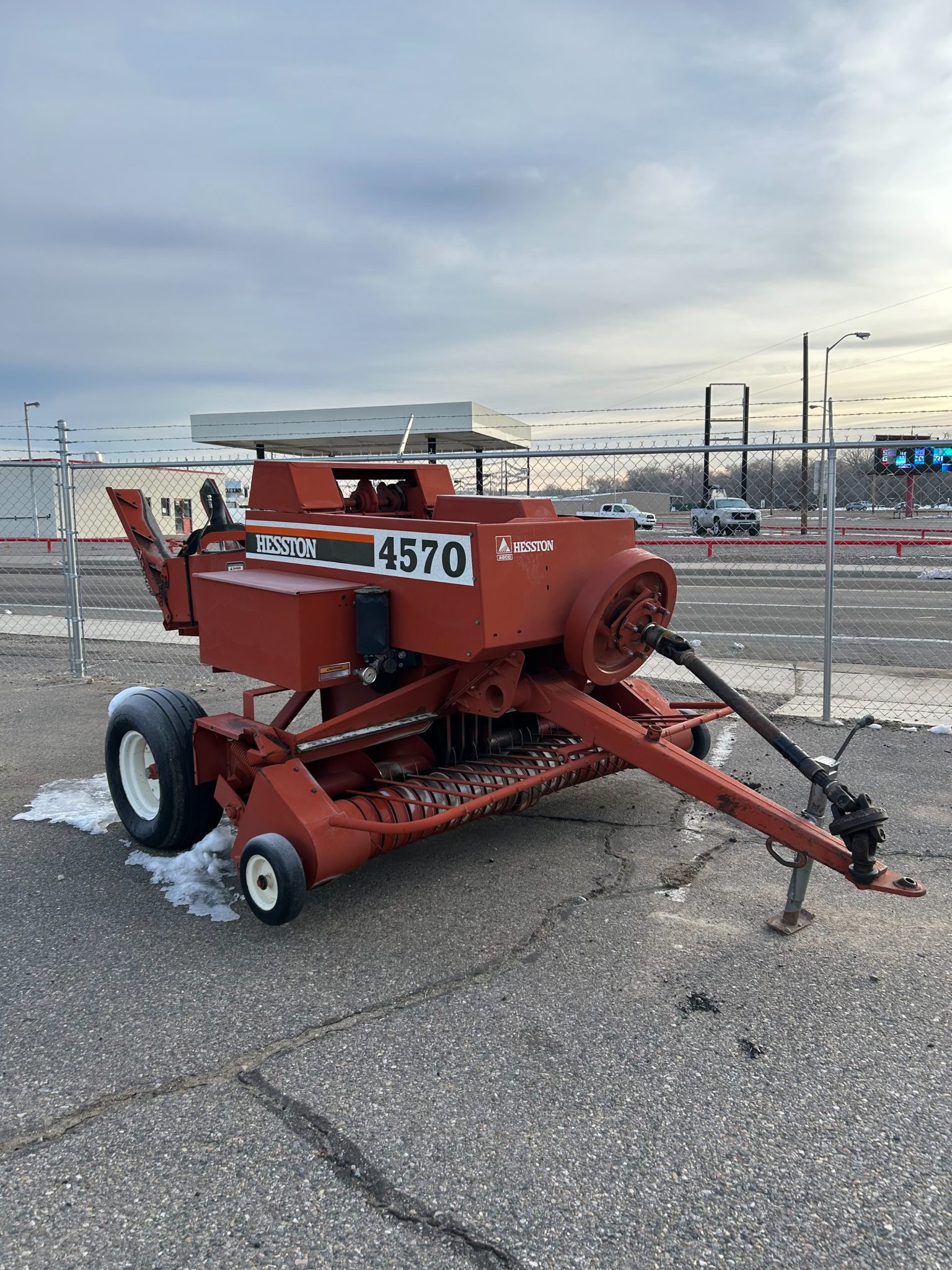 1999 Hesston 4570 Used