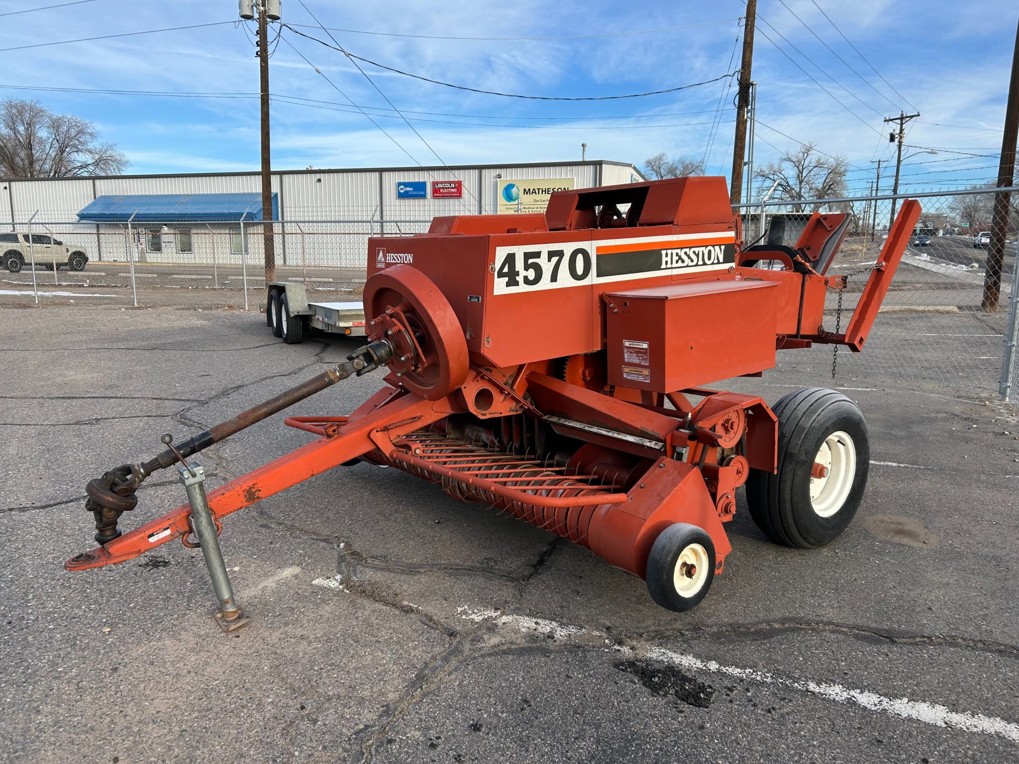 1999 Hesston 4570 Used